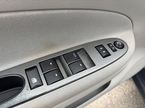 Used 2006 Chevrolet Cobalt LT FWD image 16