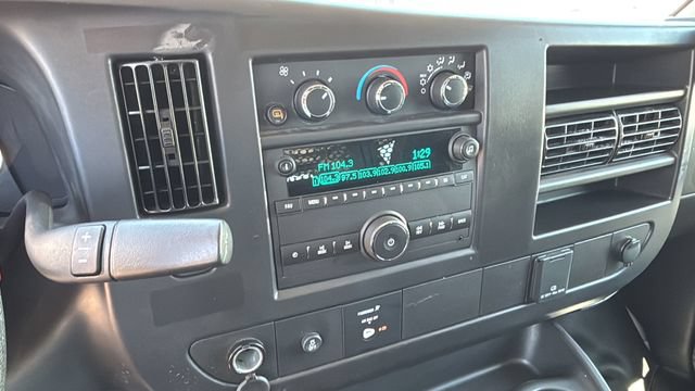 Used 2025 GMC Savana 2500 w/ Driver Convenience Package RWD image 33