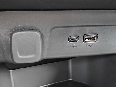 New 2025 Chevrolet Trax ACTIV w/ Driver Confidence Package image 17