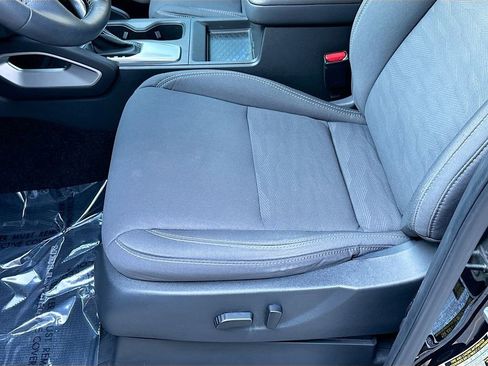 Certified 2024 Nissan Frontier SV w/ Technology Package image 19