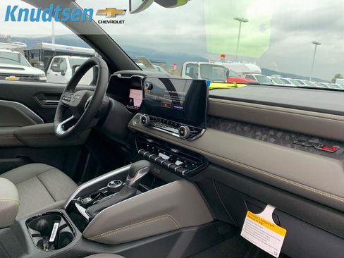 New 2026 Chevrolet Colorado ZR2 w/ Technology Package image 15