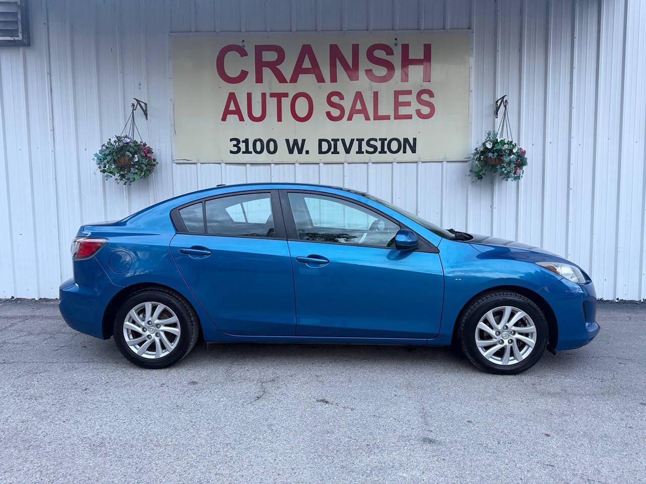 Used 2012 MAZDA MAZDA3 i Grand Touring w/ Tech Pkg FWD image 5