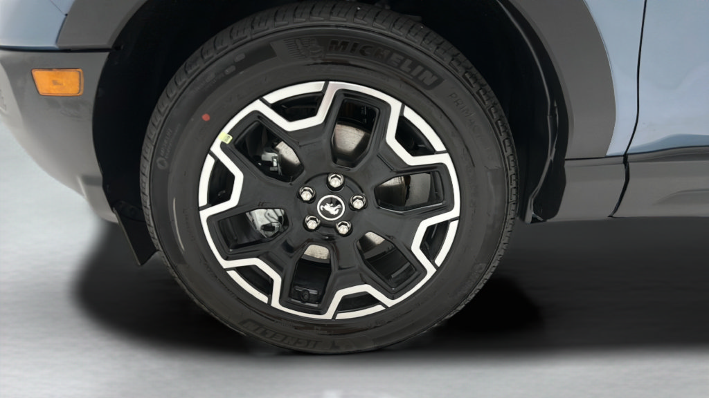 New 2026 Ford Bronco Sport Outer Banks AWD/4WD image 9