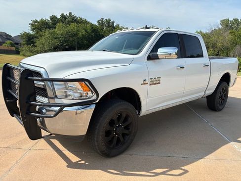 Used 2015 RAM 2500 SLT w/ Luxury Group AWD/4WD image 1