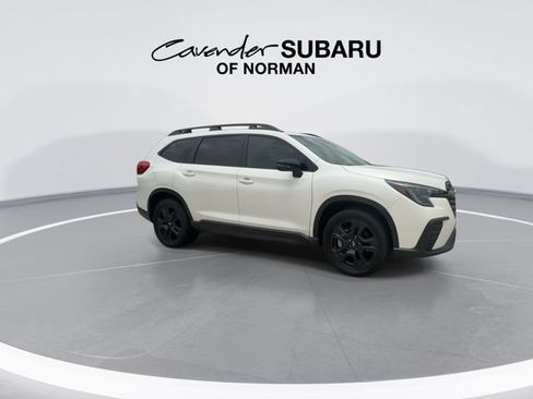 Used 2023 Subaru Ascent Onyx Edition AWD/4WD image 9