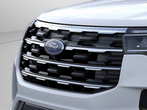 New 2026 Ford Explorer Active image 17