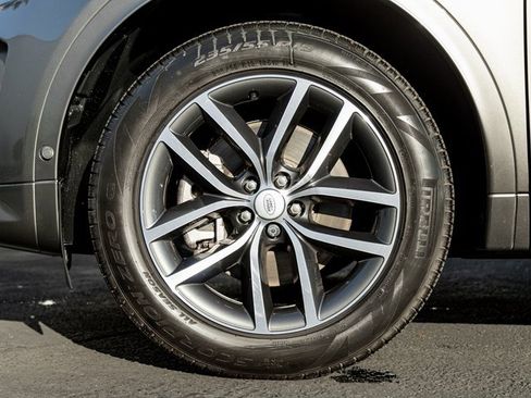 Used 2024 Land Rover Discovery Sport S image 11