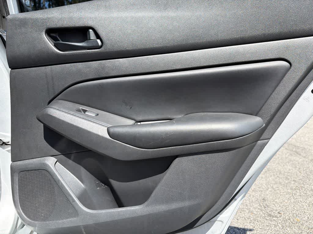 Used 2023 Nissan Altima 2.5 S FWD image 17