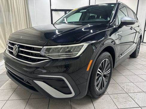 Used 2024 Volkswagen Tiguan Wolfsburg Edition image 11