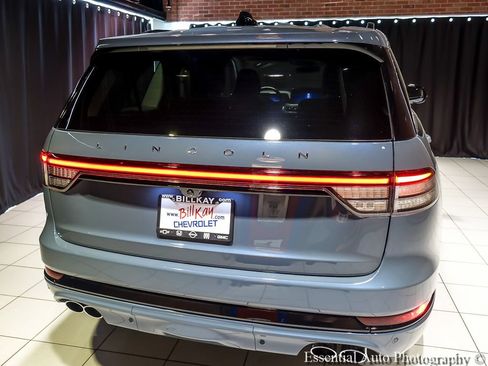 Used 2026 Lincoln Aviator Reserve AWD/4WD image 6