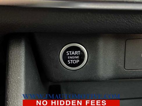 Used 2021 Nissan Rogue SV AWD/4WD image 37
