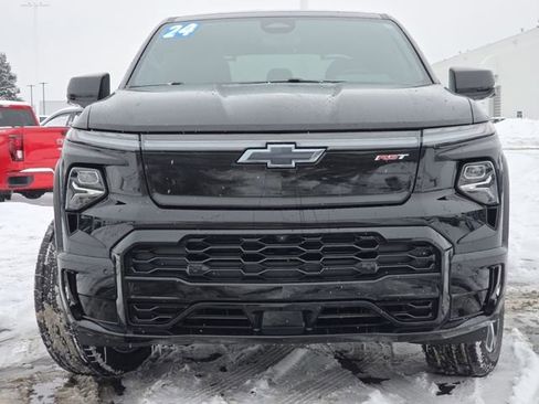 Used 2024 Chevrolet Silverado EV RST image 17