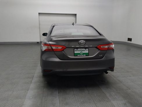 Used 2019 Toyota Camry LE image 6