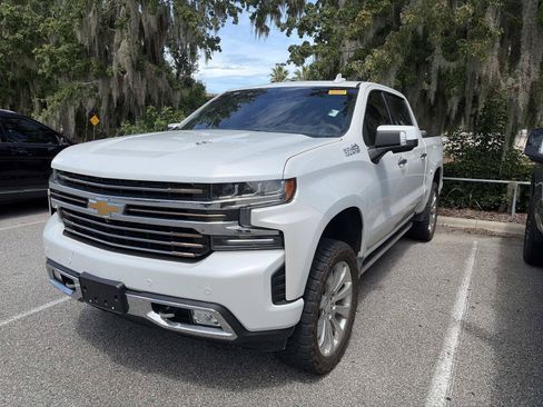 Used 2021 Chevrolet Silverado 1500 High Country w/ Technology Package AWD/4WD image 1