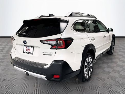 Certified 2023 Subaru Outback Touring XT image 4