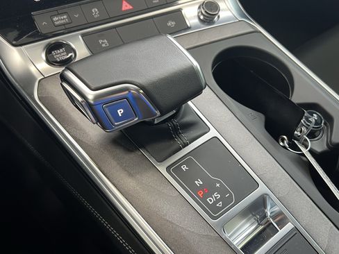 Used 2024 Audi A6 Premium Plus w/ Premium Plus Package AWD/4WD image 28