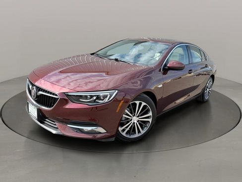 Used 2018 Buick Regal Essence w/ Driver Confidence Package #1 image 31