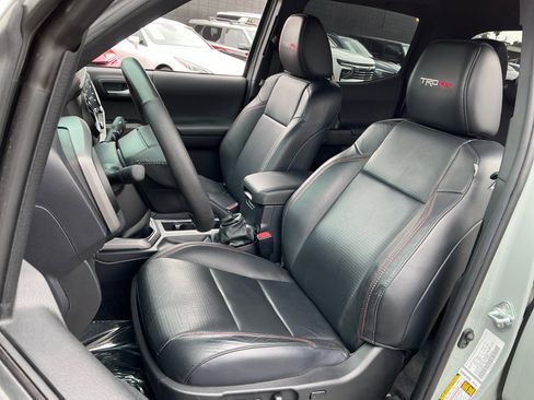 Used 2021 Toyota Tacoma TRD Pro AWD/4WD image 18