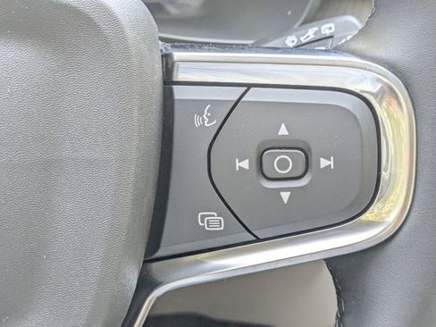 New 2026 Volvo XC40 B4 Plus w/ Climate Package image 29