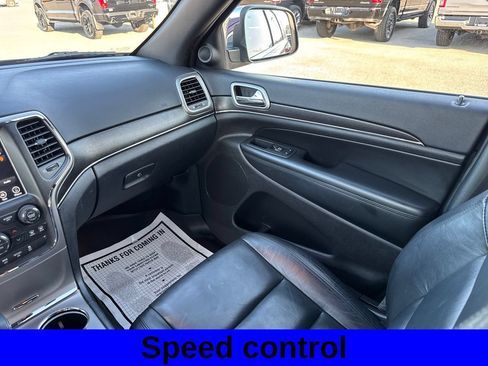 Used 2018 Jeep Grand Cherokee Limited AWD/4WD image 12