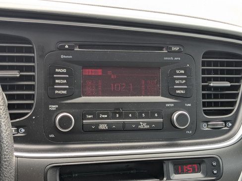 Used 2015 Kia Optima LX image 15