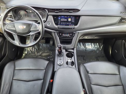 Used 2023 Cadillac XT5 Premium Luxury image 16