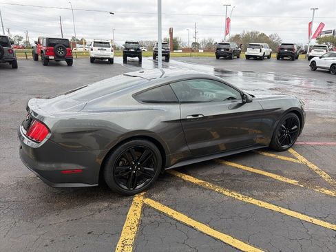 Used 2017 Ford Mustang Premium w/ Ecoboost Performance Package image 5