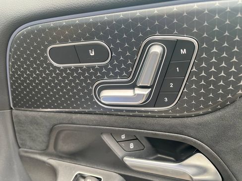 Certified 2024 Mercedes-Benz GLB 250 4MATIC image 16