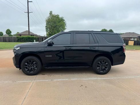 Used 2024 Chevrolet Tahoe LT w/ Luxury Package RWD image 4