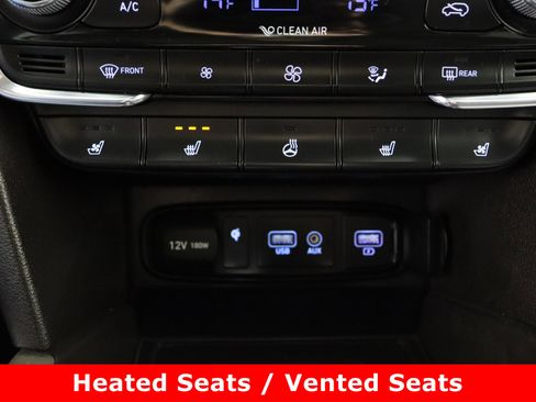 Used 2020 Hyundai Santa Fe Limited image 23