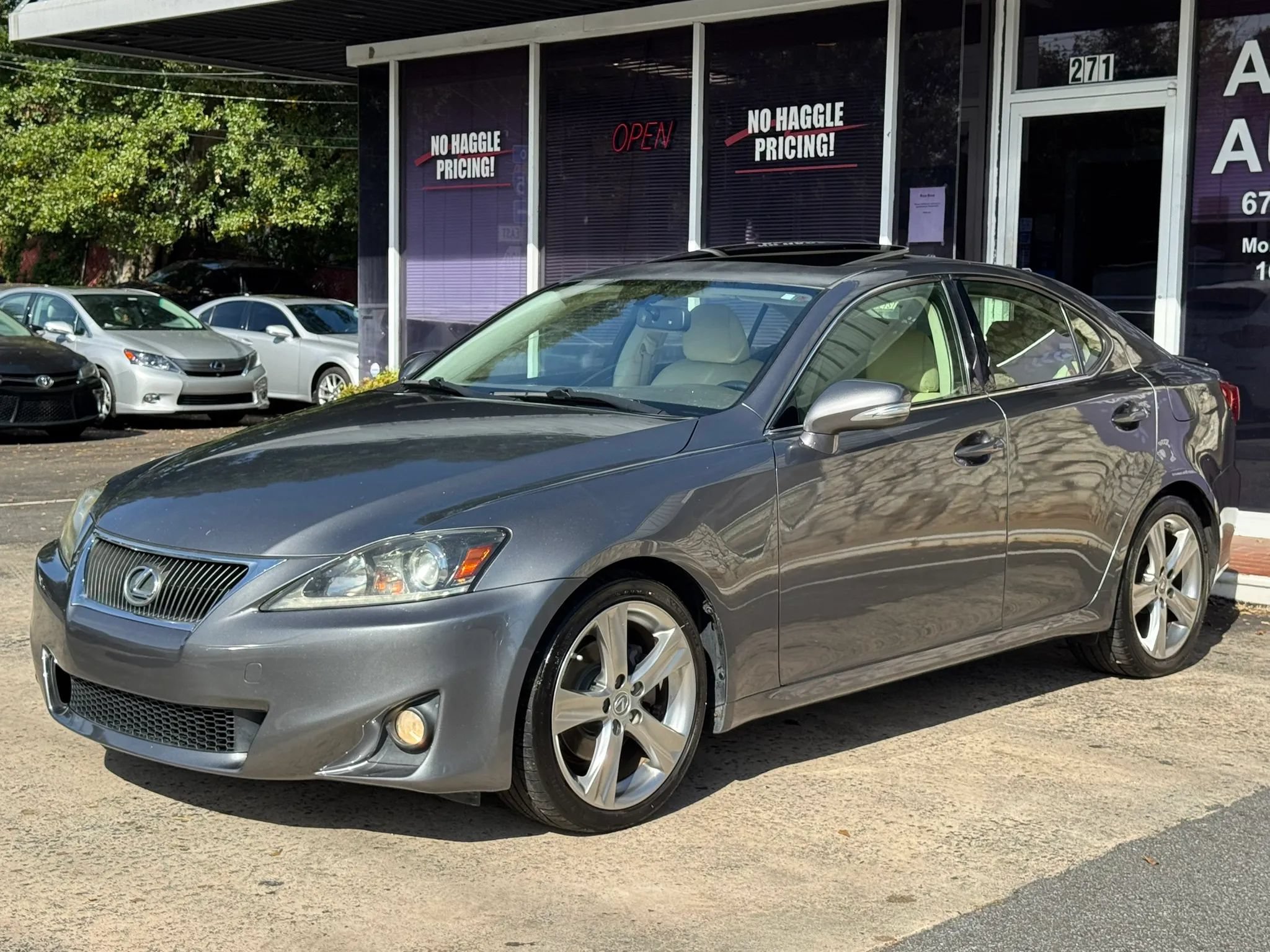 Used 2013 Lexus IS 250 w/ Premium Pkg Value Edition RWD image 4