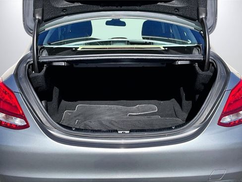 Used 2015 Mercedes-Benz C 300 4MATIC Sedan image 23