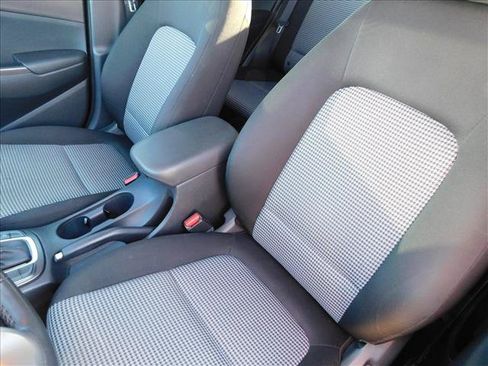 Used 2019 Hyundai Kona SEL FWD image 9