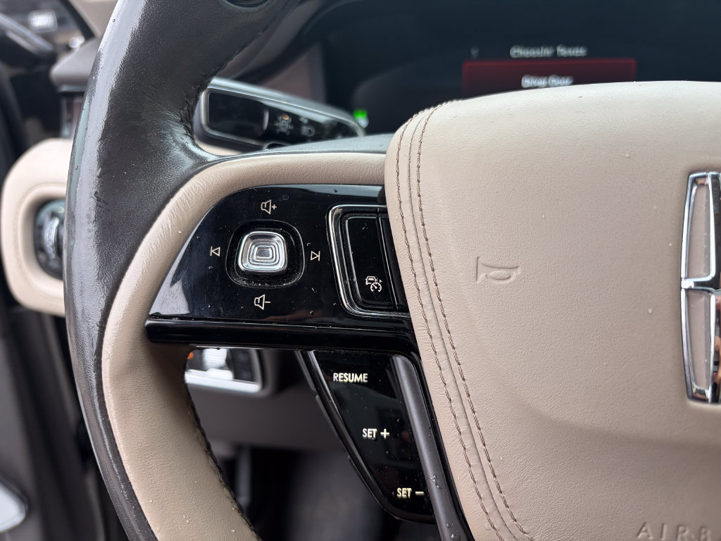Used 2023 Lincoln Aviator Grand Touring w/ Equipment Group 301A AWD/4WD image 29