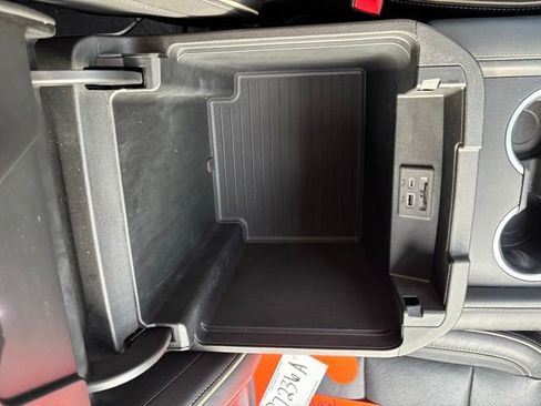 Used 2021 Chevrolet Tahoe Premier w/ Premium Package image 30