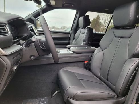 New 2026 Jeep Grand Wagoneer L Limited image 19