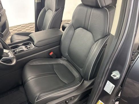 Used 2024 Honda Pilot Elite image 24