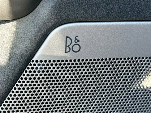 Used 2025 Ford F250 Lariat w/ Lariat Ultimate Package image 19