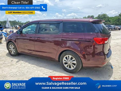 Used 2017 Kia Sedona LX FWD image 3
