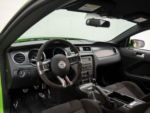 Used 2013 Ford Mustang Boss 302 w/ Boss 302 Accessory Pkg image 9