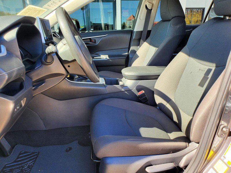 Used 2025 Toyota RAV4 LE FWD image 12