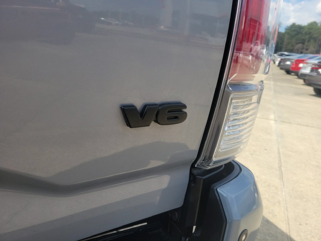 Certified 2021 Toyota Tacoma TRD Off-Road w/ Advanced Technology Package AWD/4WD image 10