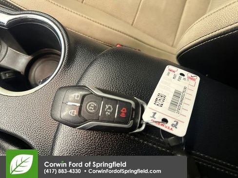 Used 2016 Ford Mustang Premium image 6