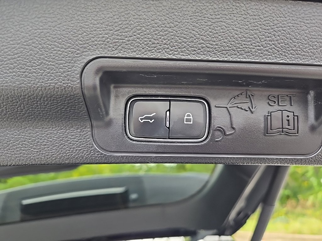 Used 2022 Ford Explorer ST w/ Equipment Group 401A AWD/4WD image 57