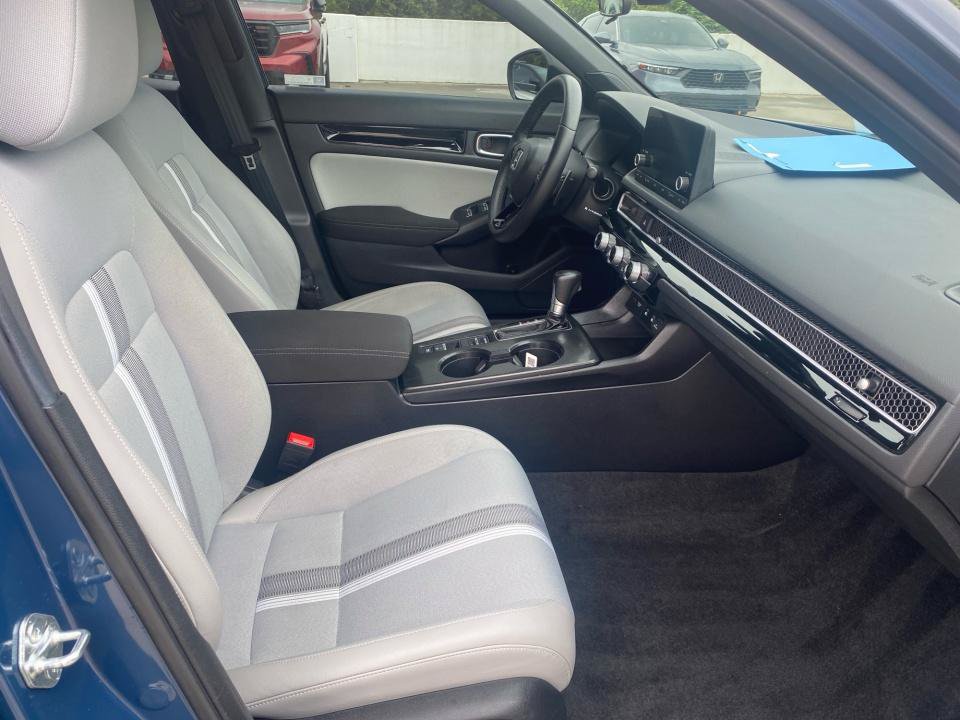 Certified 2025 Honda Civic Sport image 28
