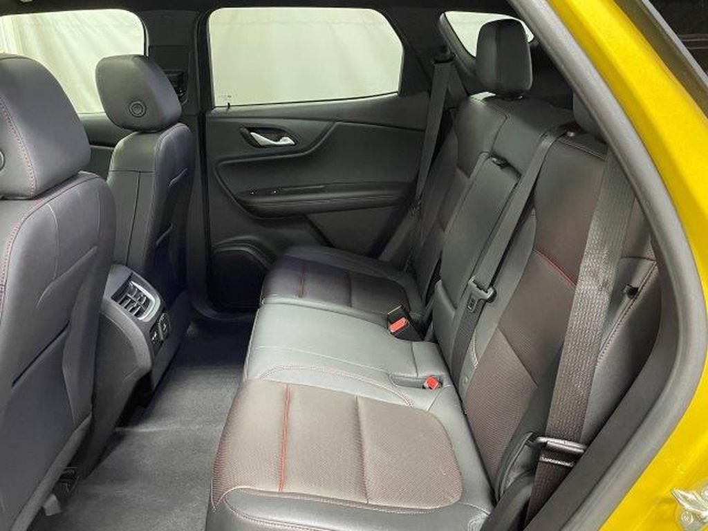 Used 2022 Chevrolet Blazer RS w/ Enhanced Convenience Package AWD/4WD image 16
