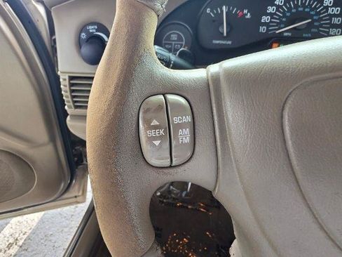Used 1999 Buick Century Limited FWD image 12