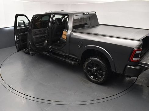 Used 2024 RAM 3500 Limited AWD/4WD image 28