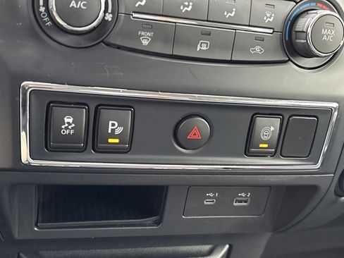Used 2023 Nissan Titan SV w/ Accessory Utility Package image 32