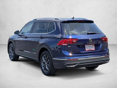 Used 2023 Volkswagen Tiguan SE FWD image 8